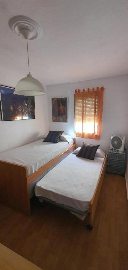Piso Luminoso Cerca De Playa Apartment Cadiz Ngoại thất bức ảnh